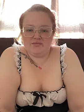 Snapshot of AmberBliss-X chatting on 10-21-25, 07:53 AmberBliss-X online show from 10-21-25, 07:53