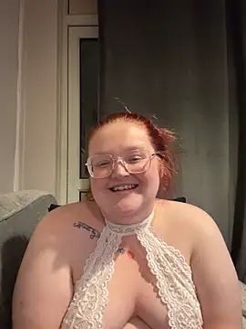 Snapshot of AmberBliss-X chatting on 11-14-25, 09:35 AmberBliss-X online show from 11-14-25, 09:35