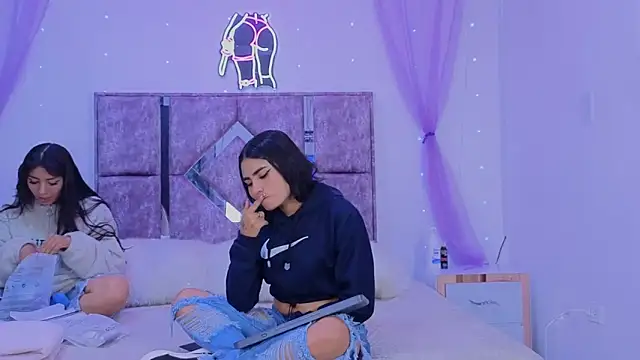 Snapshot of danilu_and_eva21 chatting on 10-16-25, 08:21 danilu and eva21 online show from 10-16-25, 08:21