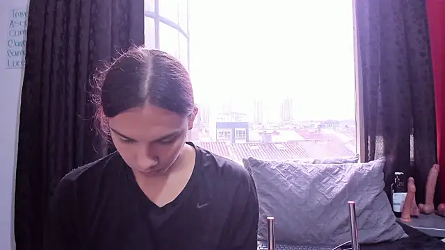 Snapshot of Almaazz chatting on 03-06-26, 02:02 Almaazz online show from 03-06-26, 02:02