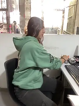 Snapshot of Almaazz chatting on 03-07-26, 01:08 Almaazz online show from 03-07-26, 01:08