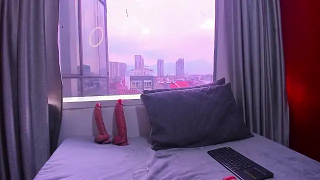 Snapshot of Almaazz chatting on 03-10-26, 07:41 Almaazz online show from 03-10-26, 07:41