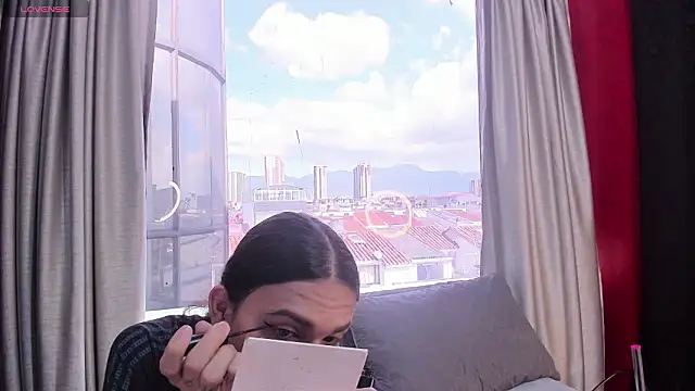 Snapshot of Almaazz chatting on 03-20-26, 07:52 Almaazz online show from 03-20-26, 07:52