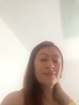 Snapshot of milenacardona chatting on 09-19-25, 04:07 milenacardona online show from 09-19-25, 04:07