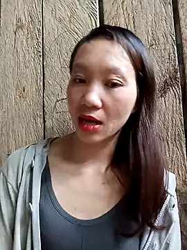 bonnie-00 online show from 10-19-25, 12:44