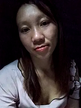 bonnie-00 online show from 05-06-26, 02:33