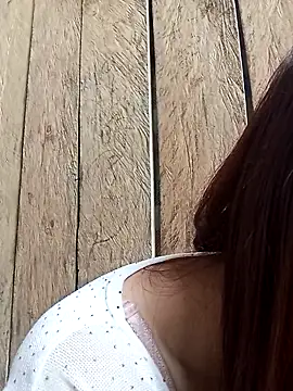 bonnie-00 online show from 05-10-26, 03:12