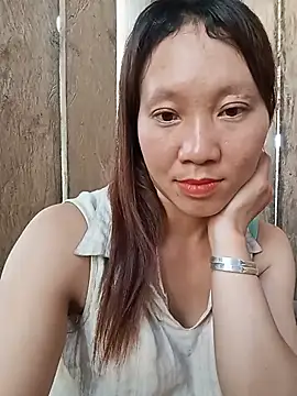 Snapshot of bonnie-00 chatting on 07-03-26, 11:27 bonnie-00 online show from 07-03-26, 11:27