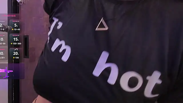 Snapshot of cherry_skinny_ chatting on 03-25-26, 03:56 cherry skinny online show from 03-25-26, 03:56