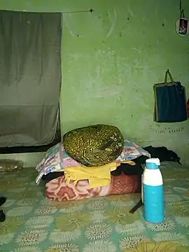 sonali134 online show from 10-27-25, 05:50