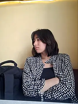 Snapshot of Sullyoonn chatting on 03-24-26, 05:51 Sullyoonn online show from 03-24-26, 05:51