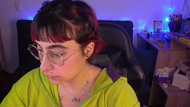 Miacatsito3 online show from 03-20-26, 10:20