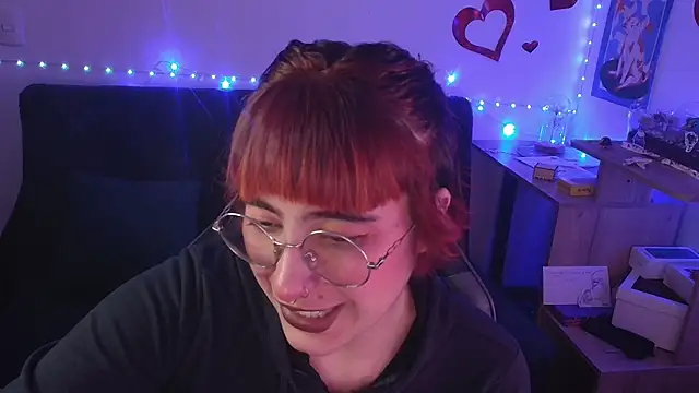 Snapshot of Miacatsito3 chatting on 04-23-26, 04:57 Miacatsito3 online show from 04-23-26, 04:57