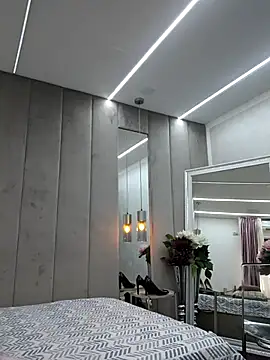 Von Dee online show from 10-27-25, 06:28