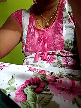 Snapshot of TAMI_KAYAL chatting on 10-01-25, 09:48 TAMI KAYAL online show from 10-01-25, 09:48