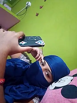 Snapshot of TAMI_KAYAL chatting on 10-02-25, 10:44 TAMI KAYAL online show from 10-02-25, 10:44