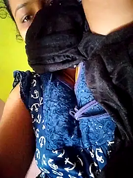 Snapshot of TAMI_KAYAL chatting on 10-25-25, 10:45 TAMI KAYAL online show from 10-25-25, 10:45