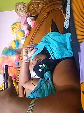 Snapshot of TAMI_KAYAL chatting on 11-11-25, 06:35 TAMI KAYAL online show from 11-11-25, 06:35