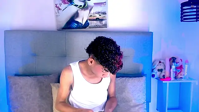 Billie Turner  online show from 10-18-25, 04:59