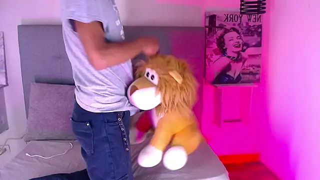 Billie Turner  online show from 11-07-25, 04:12