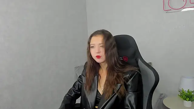 Amanda Reedd online show from 10-05-25, 08:12