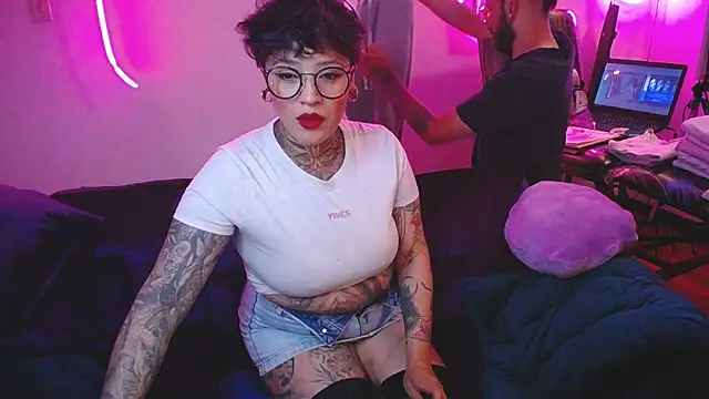 sathariel-secretcouckold online show from 09-14-25, 12:32