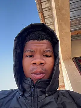 Snapshot of thatotheroneguy chatting on 10-26-25, 05:46 thatotheroneguy online show from 10-26-25, 05:46