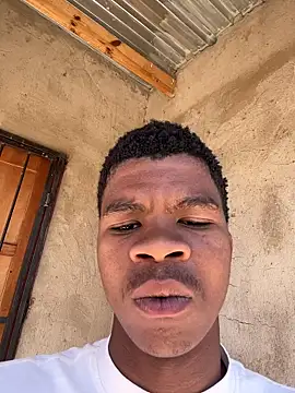 Snapshot of thatotheroneguy chatting on 10-27-25, 10:41 thatotheroneguy online show from 10-27-25, 10:41