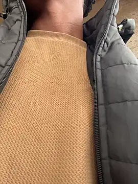 Snapshot of thatotheroneguy chatting on 11-15-25, 02:57 thatotheroneguy online show from 11-15-25, 02:57