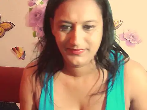 Indiansexyboobs18 online show from 10-13-25, 09:42