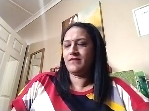 Indiansexyboobs18 online show from 06-17-26, 02:07