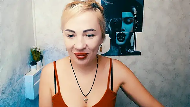 EmmaCat  online show from 11-03-25, 07:20