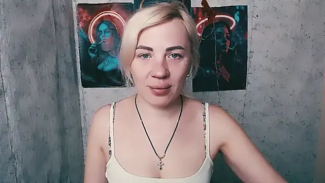 EmmaCat  online show from 02-17-26, 05:26