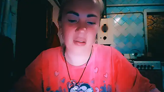 EmmaCat  online show from 06-18-26, 05:28