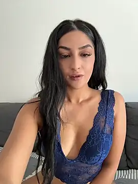 Snapshot of Mia_spicyy chatting on 08-07-26, 09:55 Mia spicyy online show from 08-07-26, 09:55