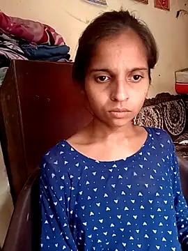 Saloni-Gupta online show from 10-22-25, 07:08