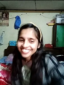 Saloni-Gupta online show from 12-22-25, 10:56