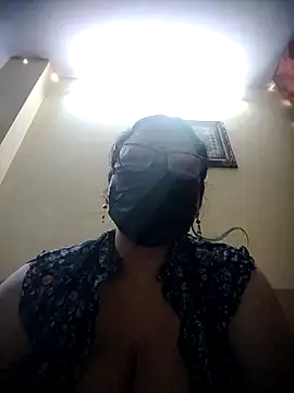 thehotlady online show from 05-12-26, 02:41