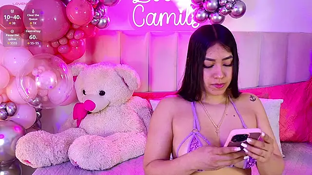 sofiawalker online show from 10-17-25, 05:04