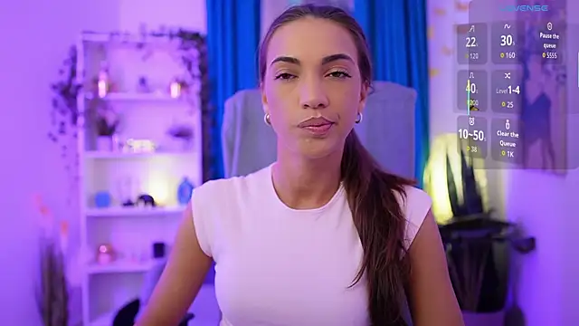 Snapshot of Alexis_Love_ chatting on 11-15-25, 02:24 Alexis Love online show from 11-15-25, 02:24