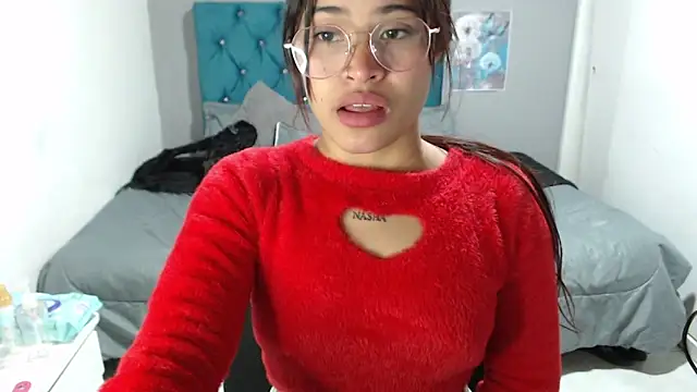 Snapshot of mia_sexgirl chatting on 02-12-26, 12:22 mia sexgirl online show from 02-12-26, 12:22