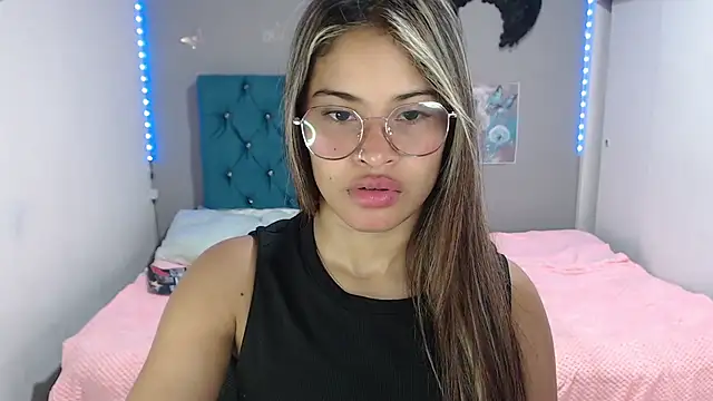 mia sexgirl online show from 06-22-26, 12:13
