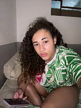 CasalMaldoso01 online show from 10-01-25, 01:33