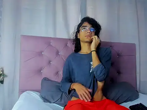 EthanBlackwoodd online show from 09-30-25, 08:03