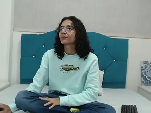 EthanBlackwoodd online show from 10-12-25, 08:41