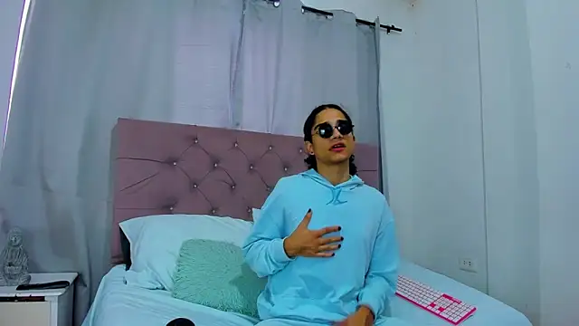 Snapshot of EthanBlackwoodd chatting on 02-19-26, 07:32 EthanBlackwoodd online show from 02-19-26, 07:32