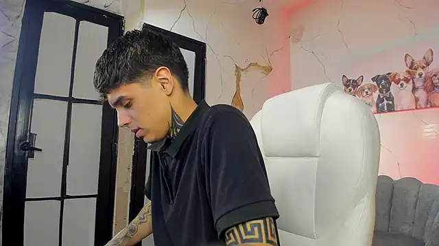 Declan-Fox online show from 11-09-25, 04:11