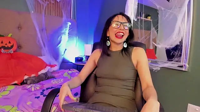 Lilithmuller  online show from 10-22-25, 11:43