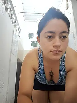 honeywhisper69 online show from 01-05-26, 08:56