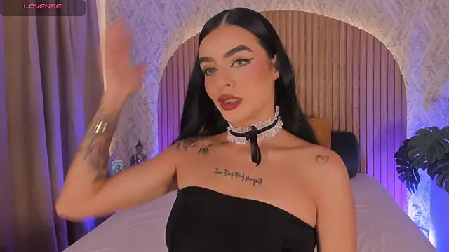 Sophiie Belle online show from 10-09-25, 01:53